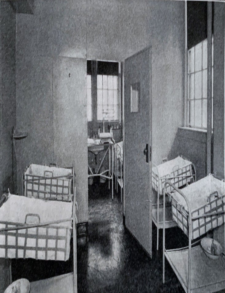 Item #18894 &ldquo;The premature infant. A study of the effects of atmospheric conditions on growth and on development.&rdquo; Reprinted from the American Journal of Diseases of Children, November 1933, Vol. 46, Part II, pp. 1175-1236. Kenneth D. BLACKFAN, &nbsp;Constantin P. YAHLOU.